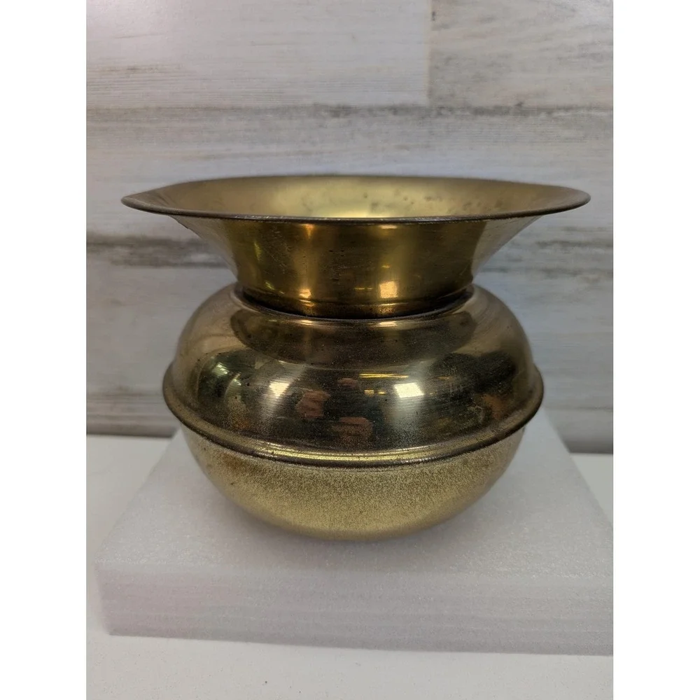 Vintage Brass Spittoon Cuspidor Made In England Round Bowl Pot‎ Decor Display